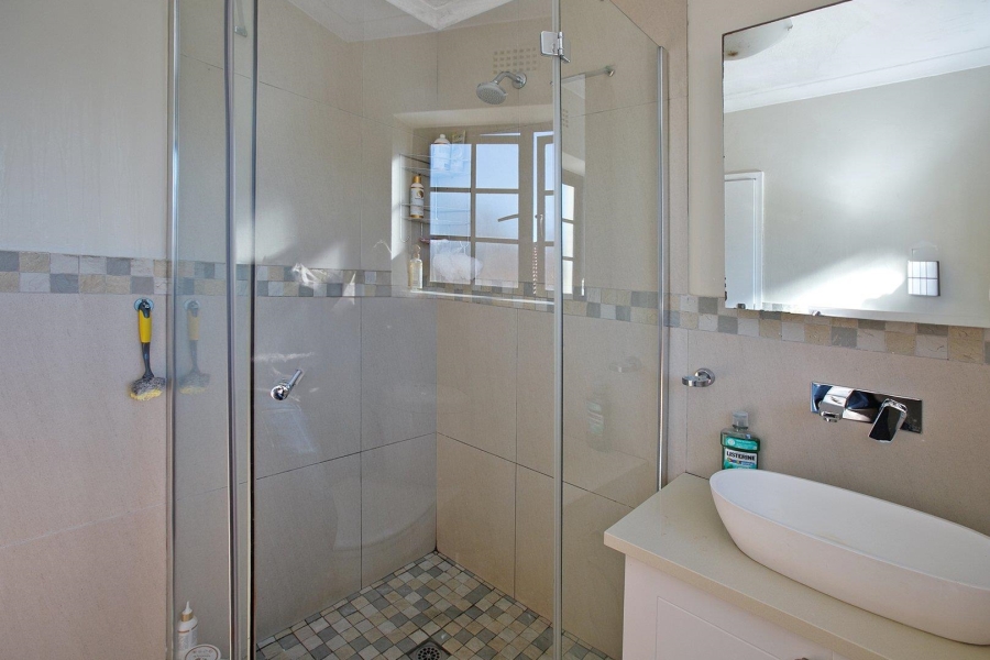 5 Bedroom Property for Sale in Claremont Western Cape